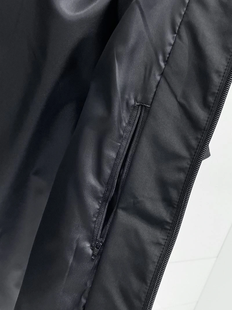 Moncler Outwear QuickDry 141970