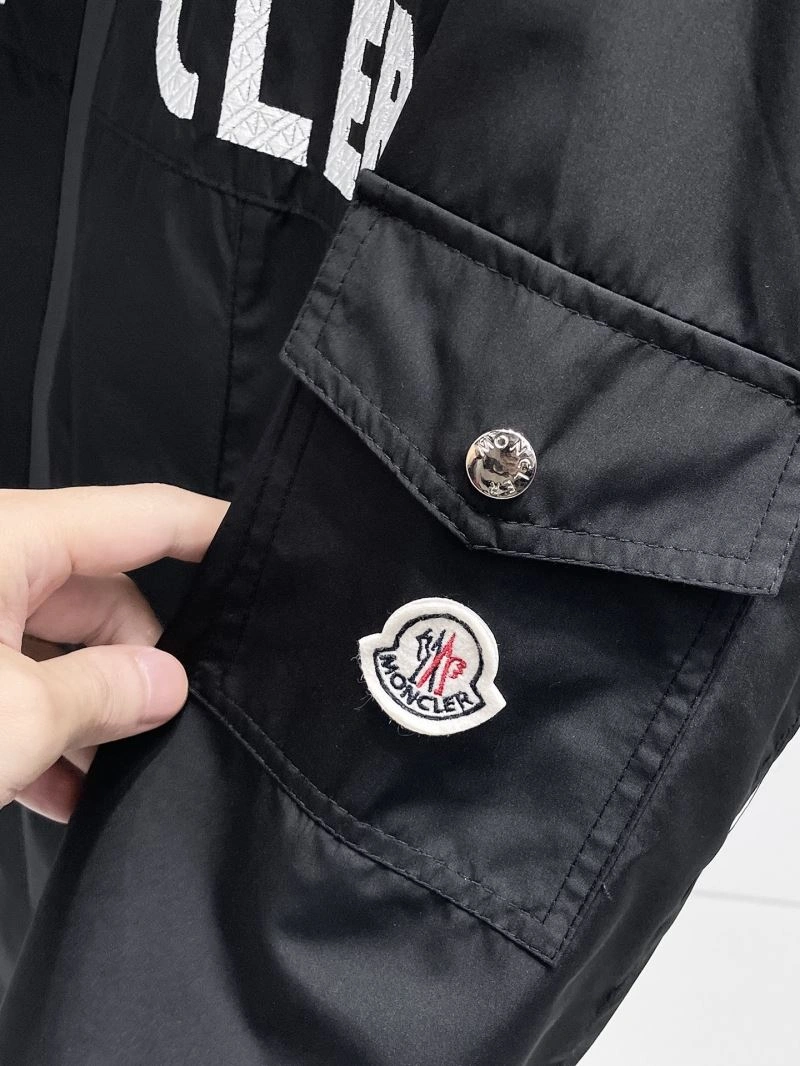 Moncler Outwear QuickDry 141970