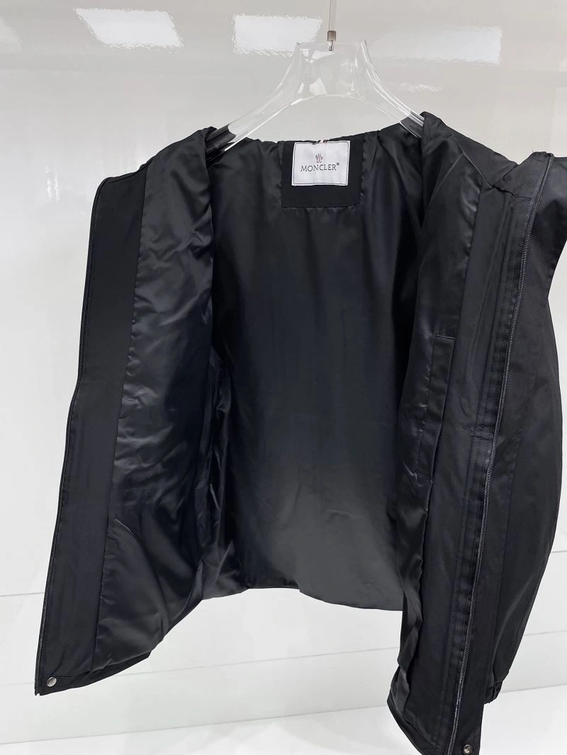 TravelReady Moncler Outwear 141957