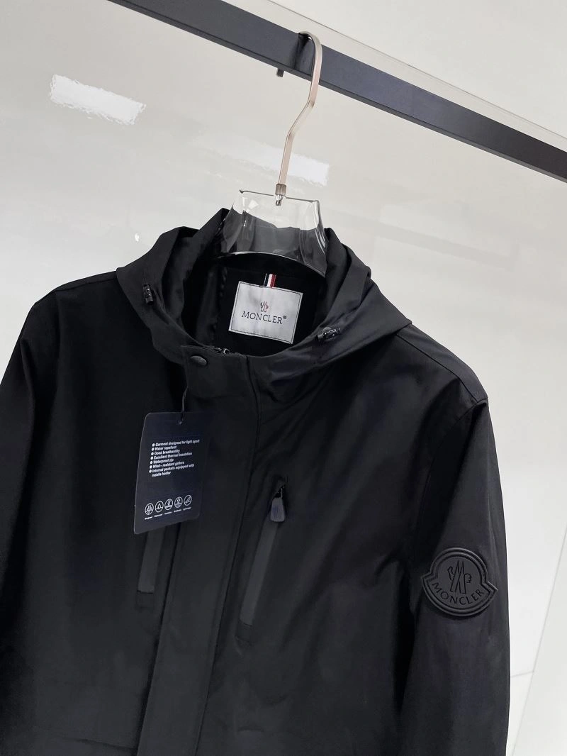 TravelReady Moncler Outwear 141957