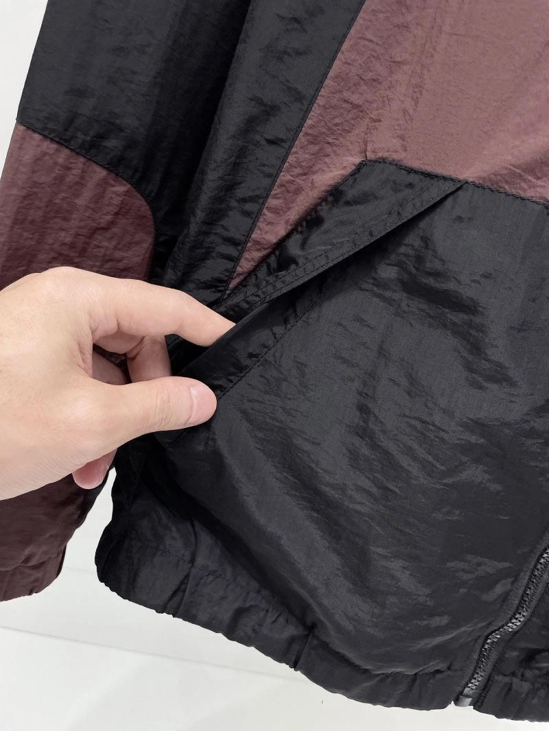 Comfortable Moncler Outwear 141943