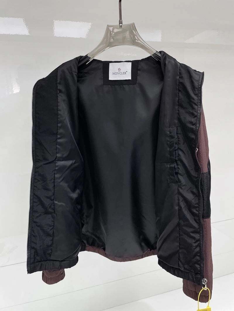 Comfortable Moncler Outwear 141943