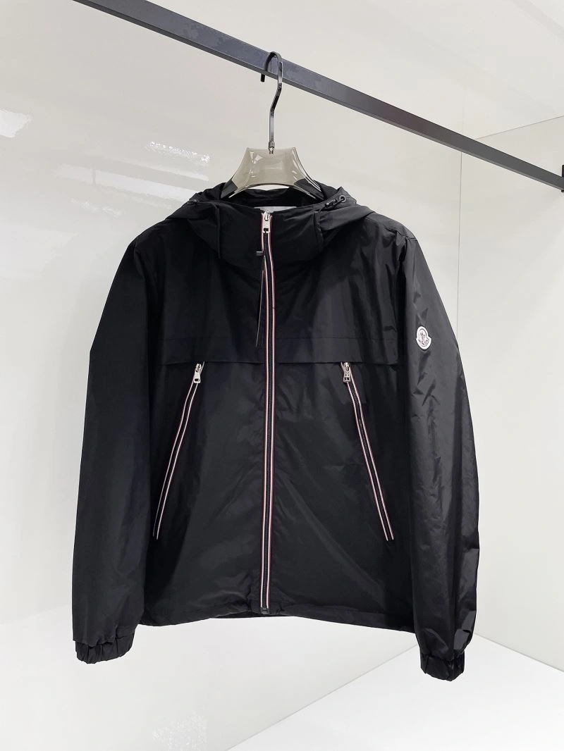 Moncler Outwear Timeless 141945