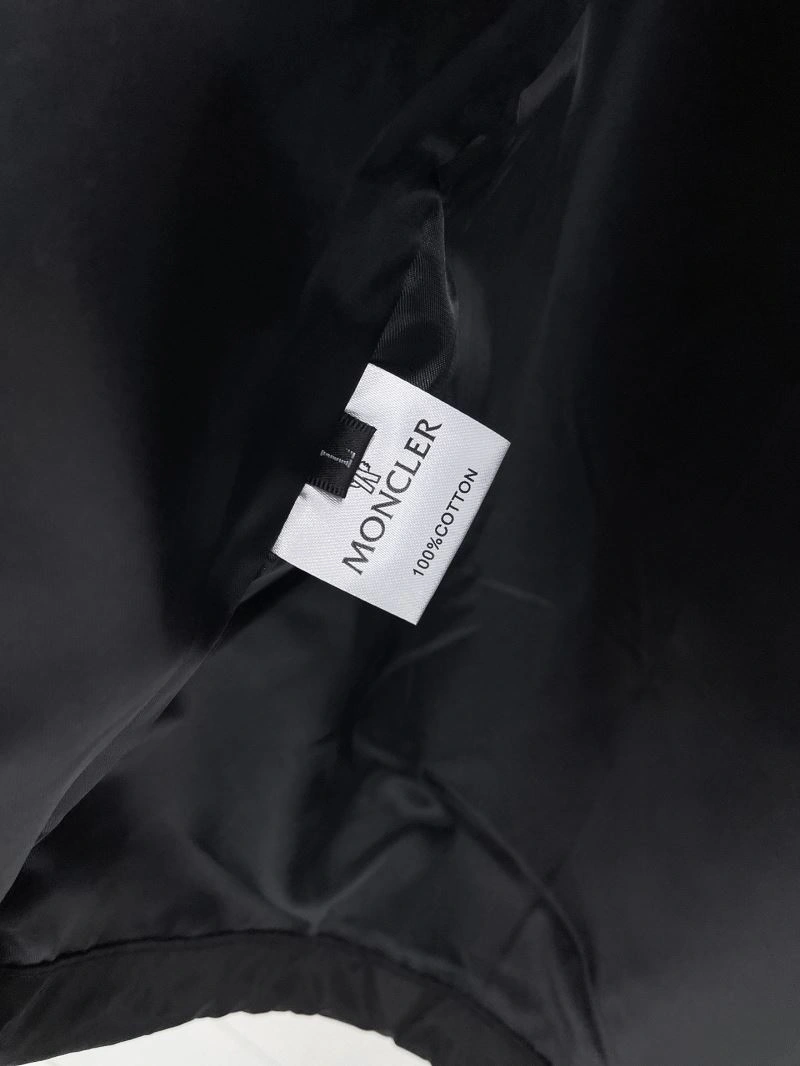 Moncler Outwear Timeless 141945