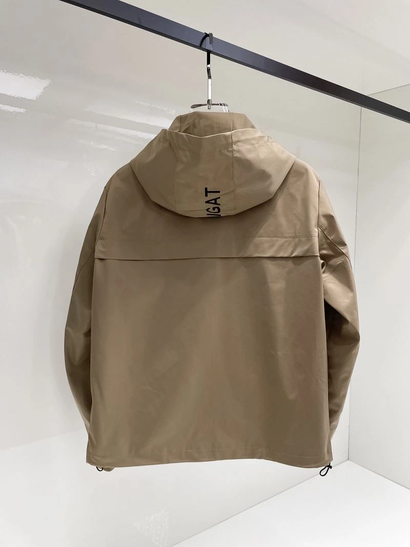 ComfortFit Moncler Outwear 141947