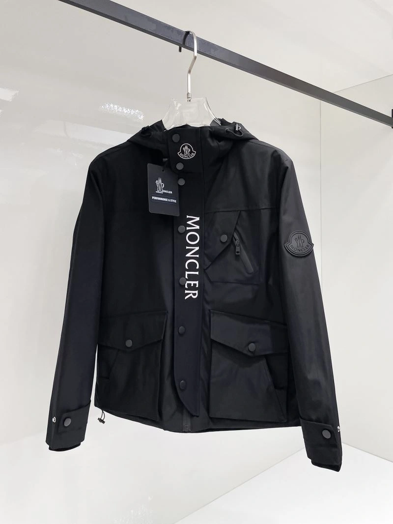 GoAnywhere Moncler Outwear 141958