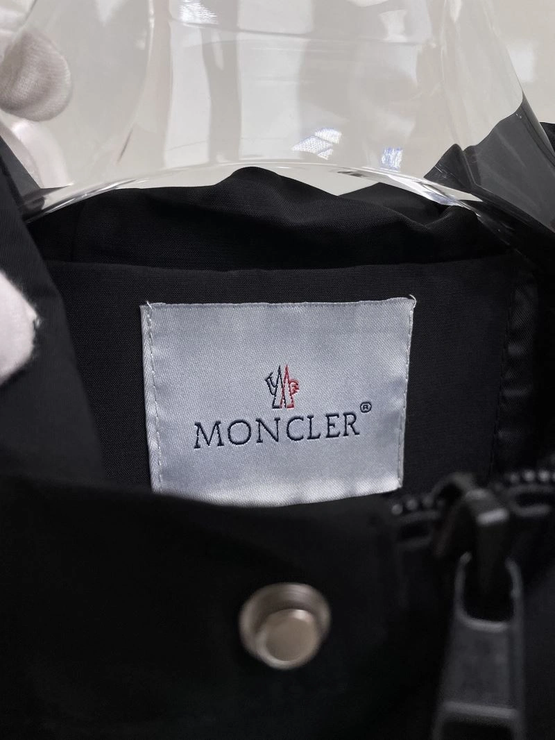 GoAnywhere Moncler Outwear 141958