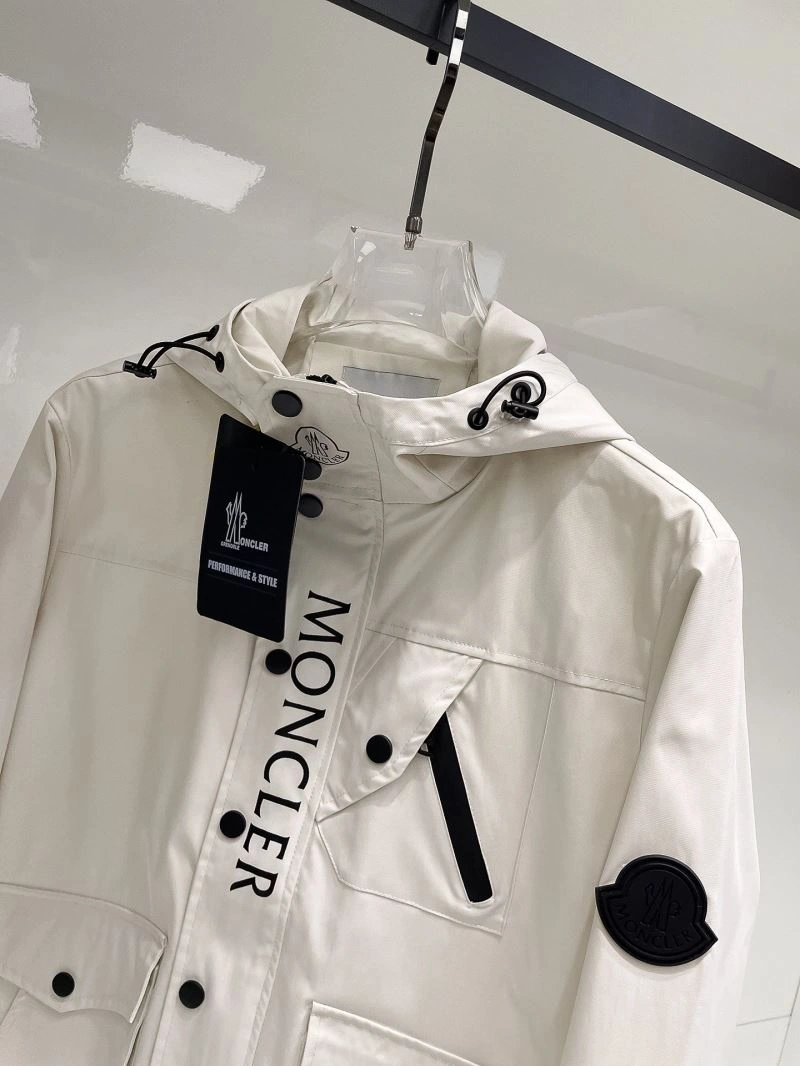 Moncler Outwear RelaxedFit 141949
