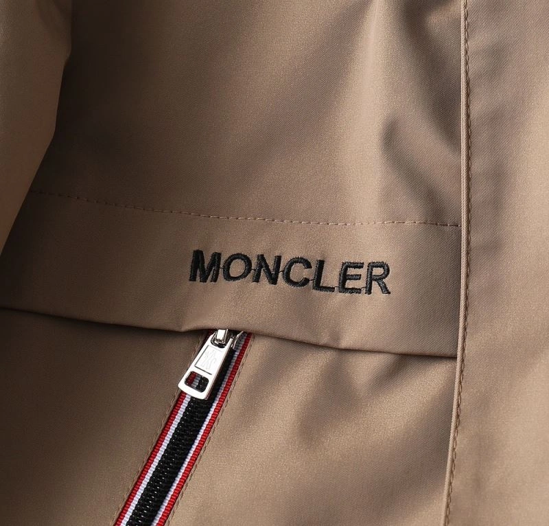 Moncler Outwear SunProtective 141938