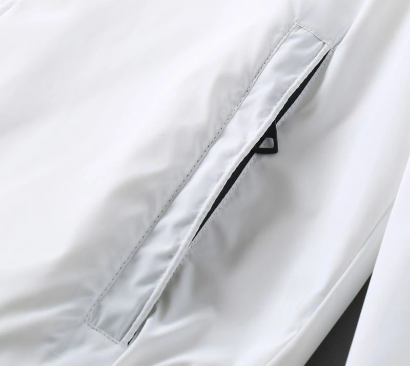 Moncler Outwear Bright 141936