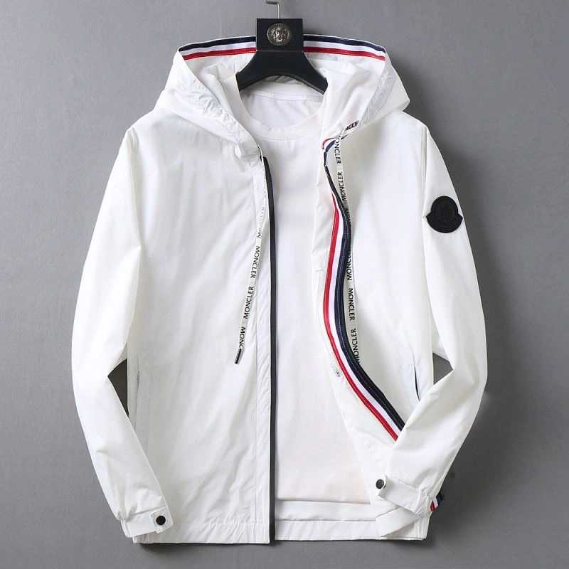 Moncler Outwear Bright 141936