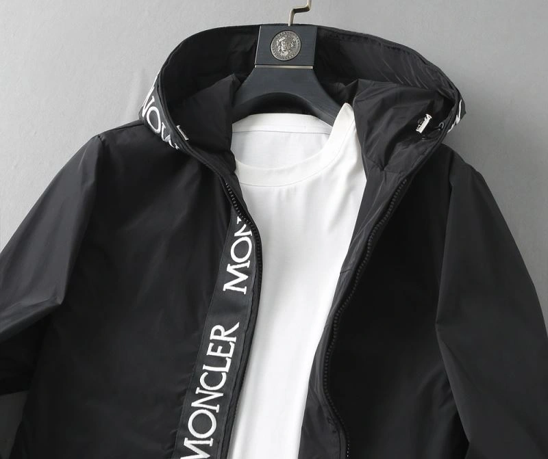 Moncler Outwear Packable 141934