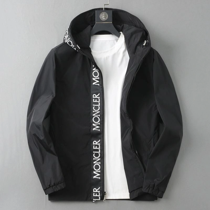 Moncler Outwear Packable 141934