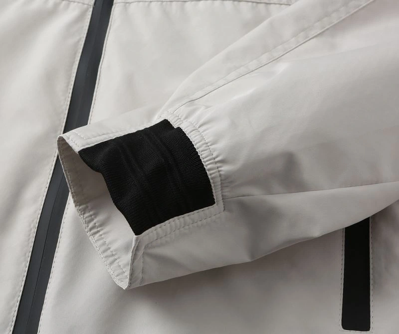 Classic Moncler Outwear 141931