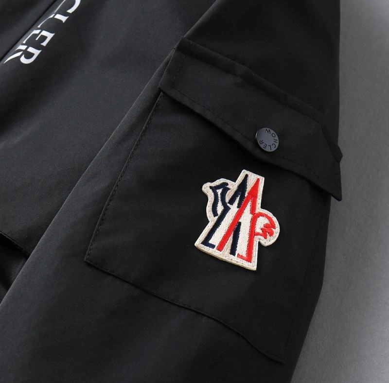 Supportive Moncler Outwear 141923