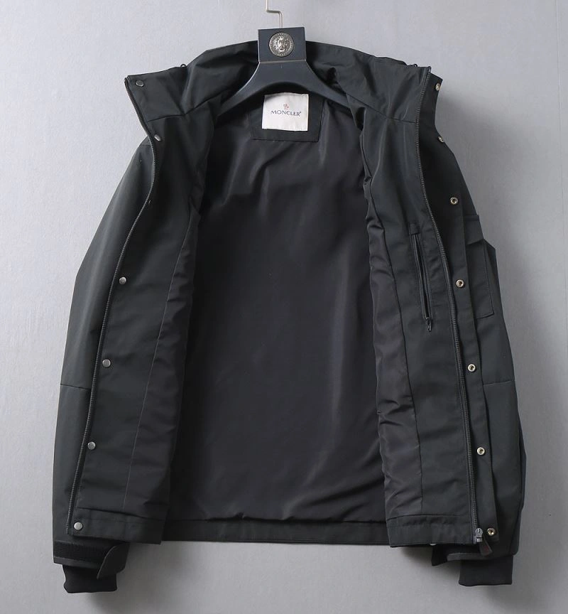 Supportive Moncler Outwear 141923