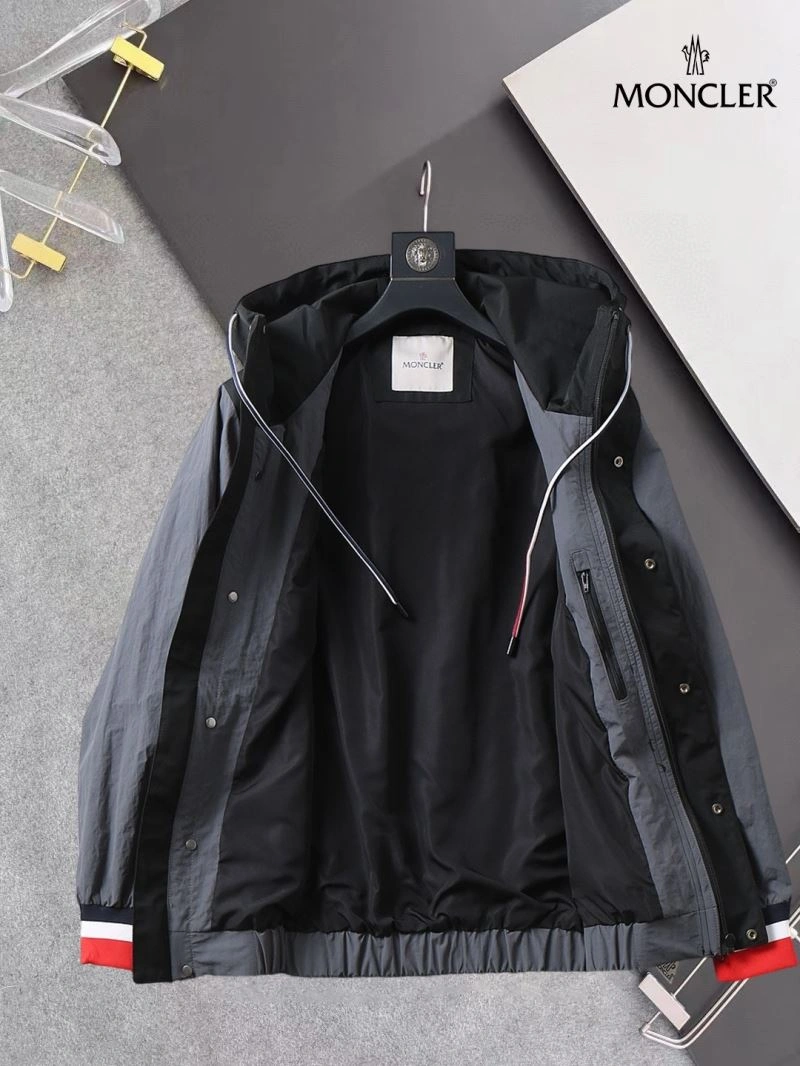 Moncler Outwear Neat 141921
