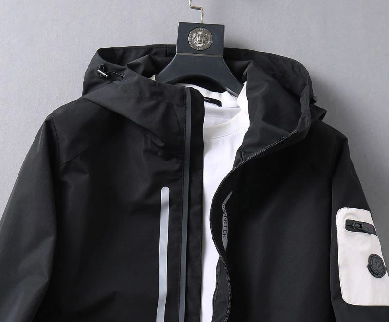 Moncler Outwear Premium 141924