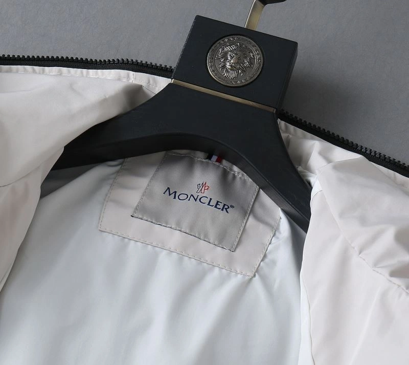 Moncler Outwear Premium 141917