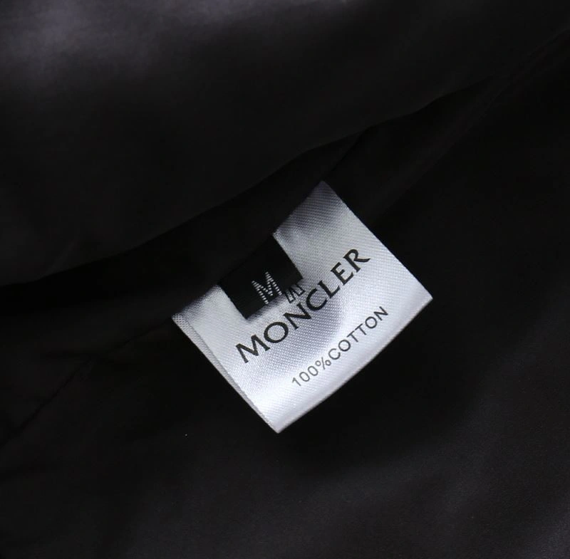 Functional Moncler Outwear 141922