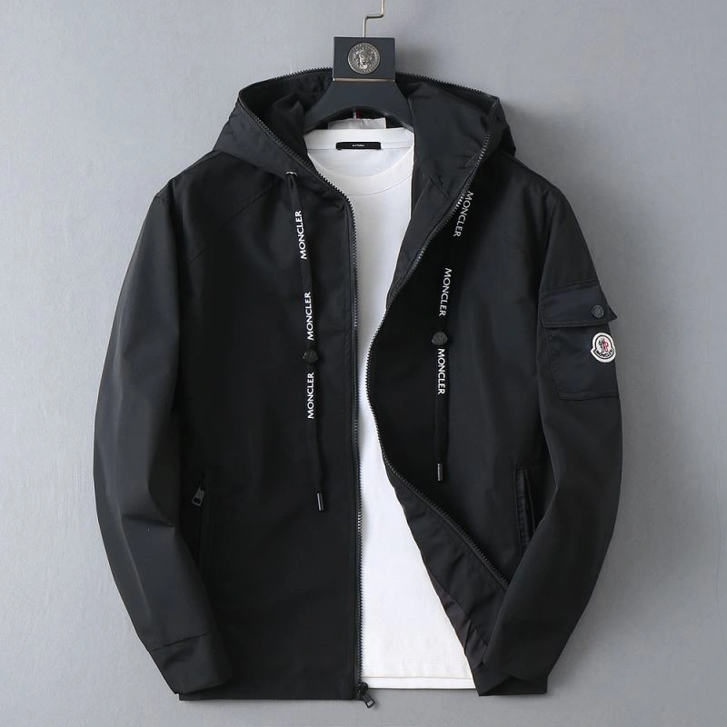 Functional Moncler Outwear 141922