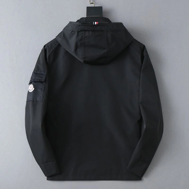 Functional Moncler Outwear 141922