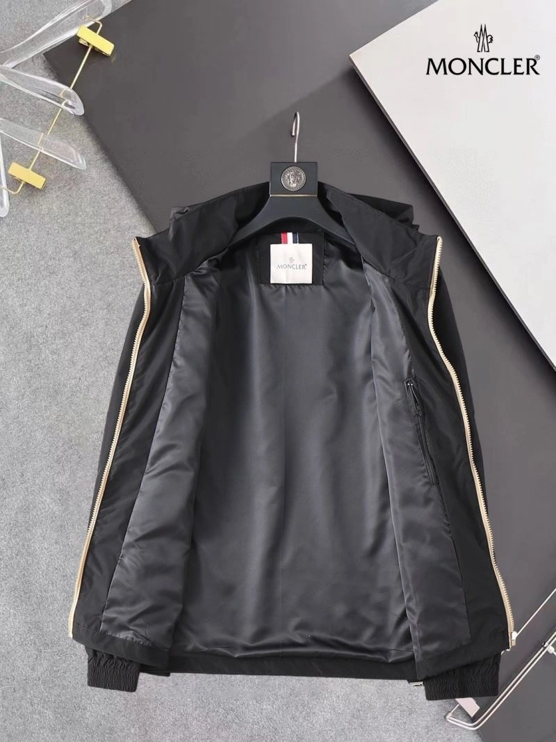 Thermal Moncler Outwear 141914