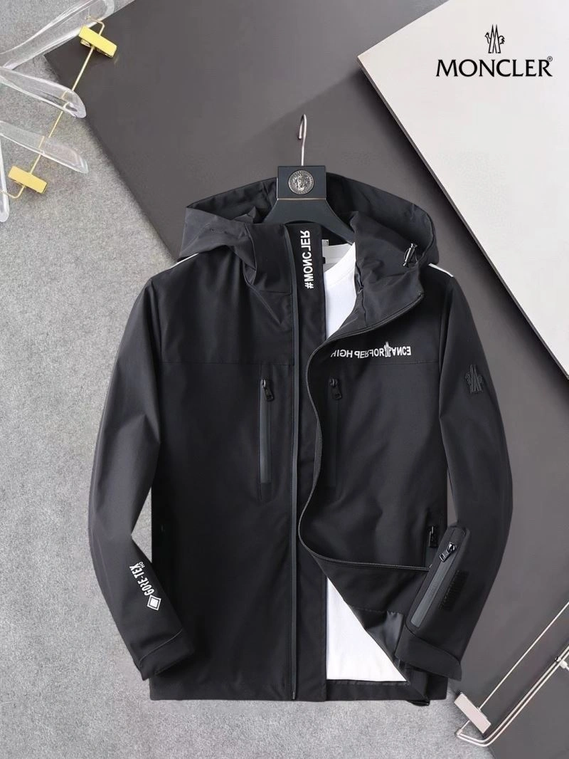 Moncler Outwear NewStyle 141930