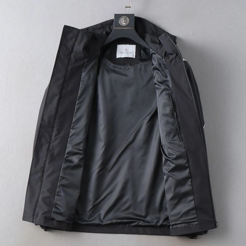 Moncler Outwear NewStyle 141930
