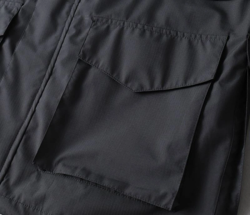 Sleek Moncler Outwear 141916