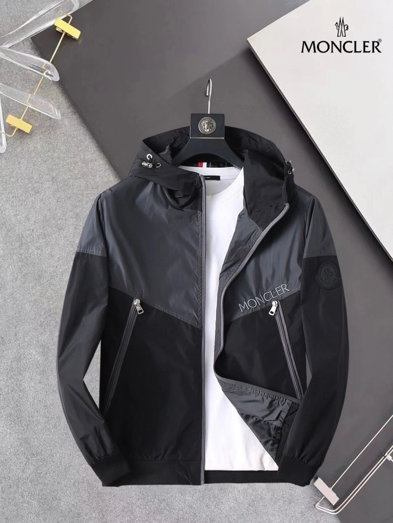Moncler Outwear Durable 141927