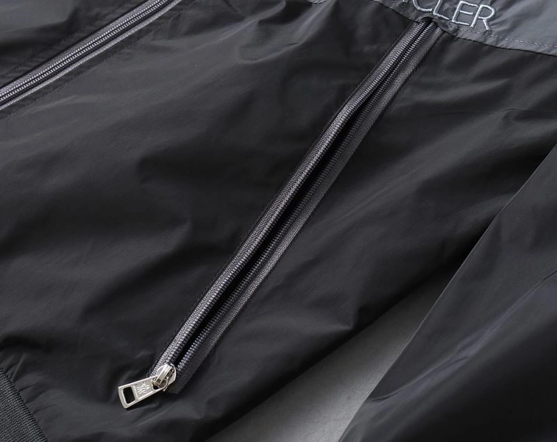 Moncler Outwear Durable 141927