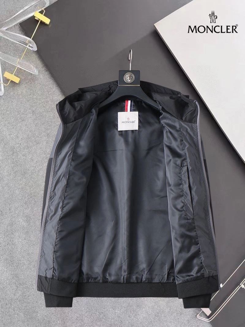 Moncler Outwear Durable 141927