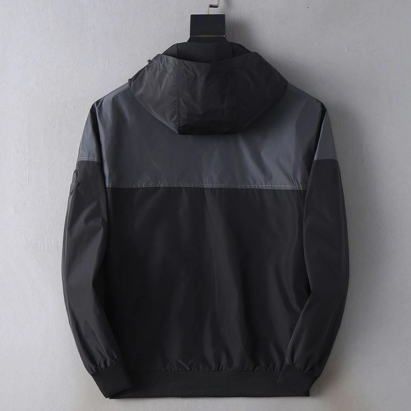 Moncler Outwear Durable 141927