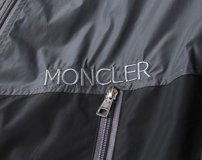 Moncler Outwear Durable 141927