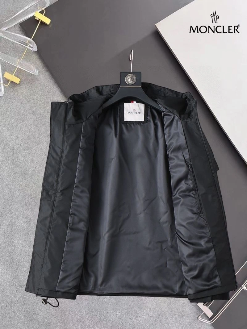 Moncler Outwear WrinkleFree 141911