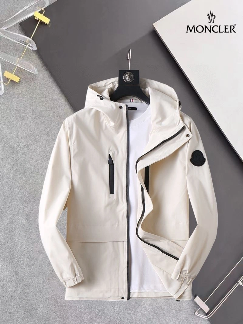 TravelReady Moncler Outwear 141919