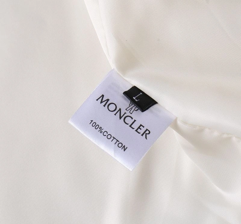 TravelReady Moncler Outwear 141919
