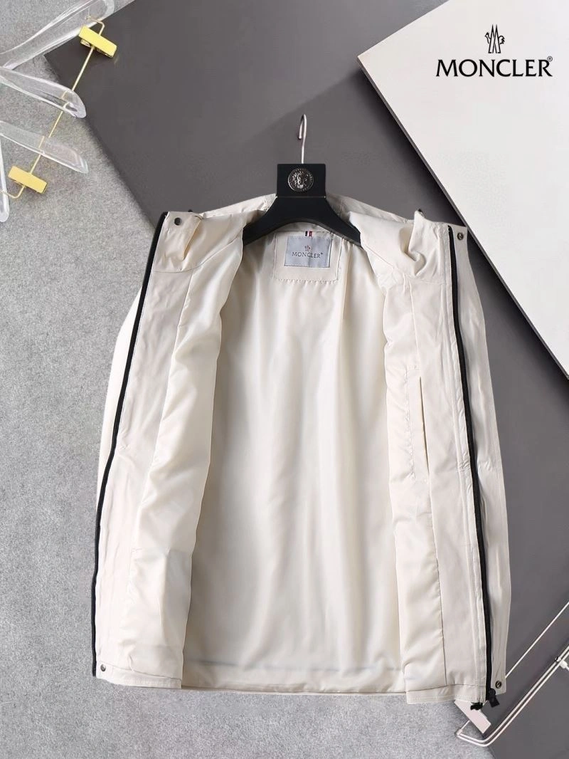 TravelReady Moncler Outwear 141919