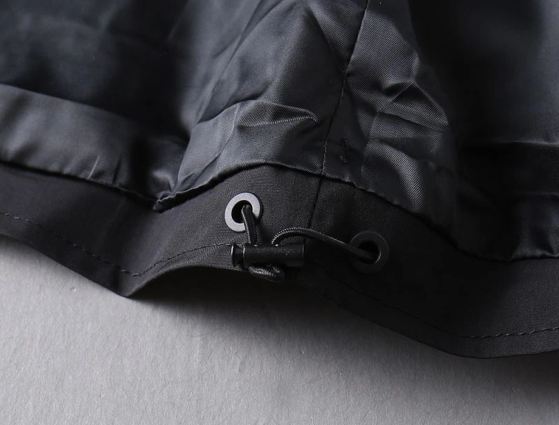 WaterResistant Moncler Outwear 141918