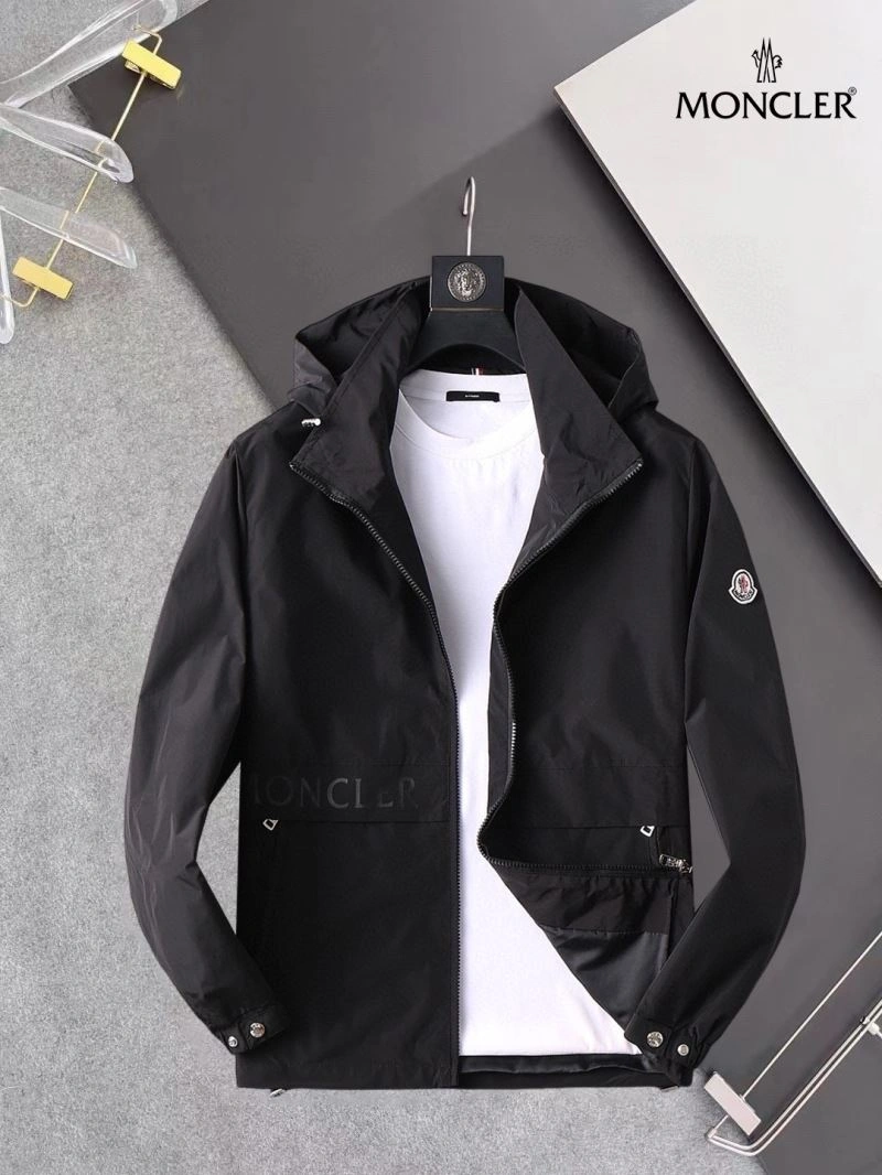 Packable Moncler Outwear 141926