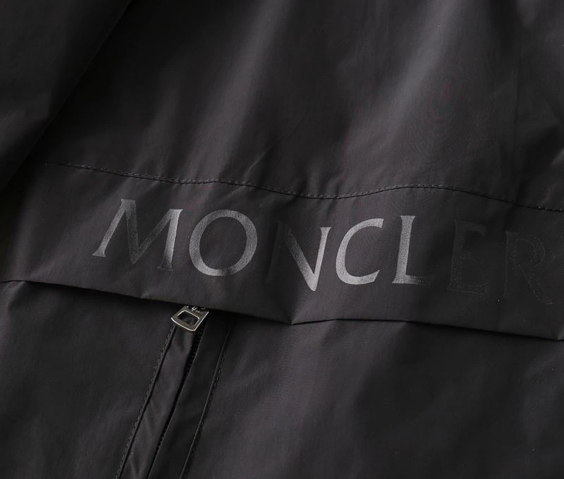 Packable Moncler Outwear 141926