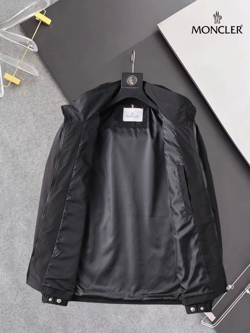 Packable Moncler Outwear 141926