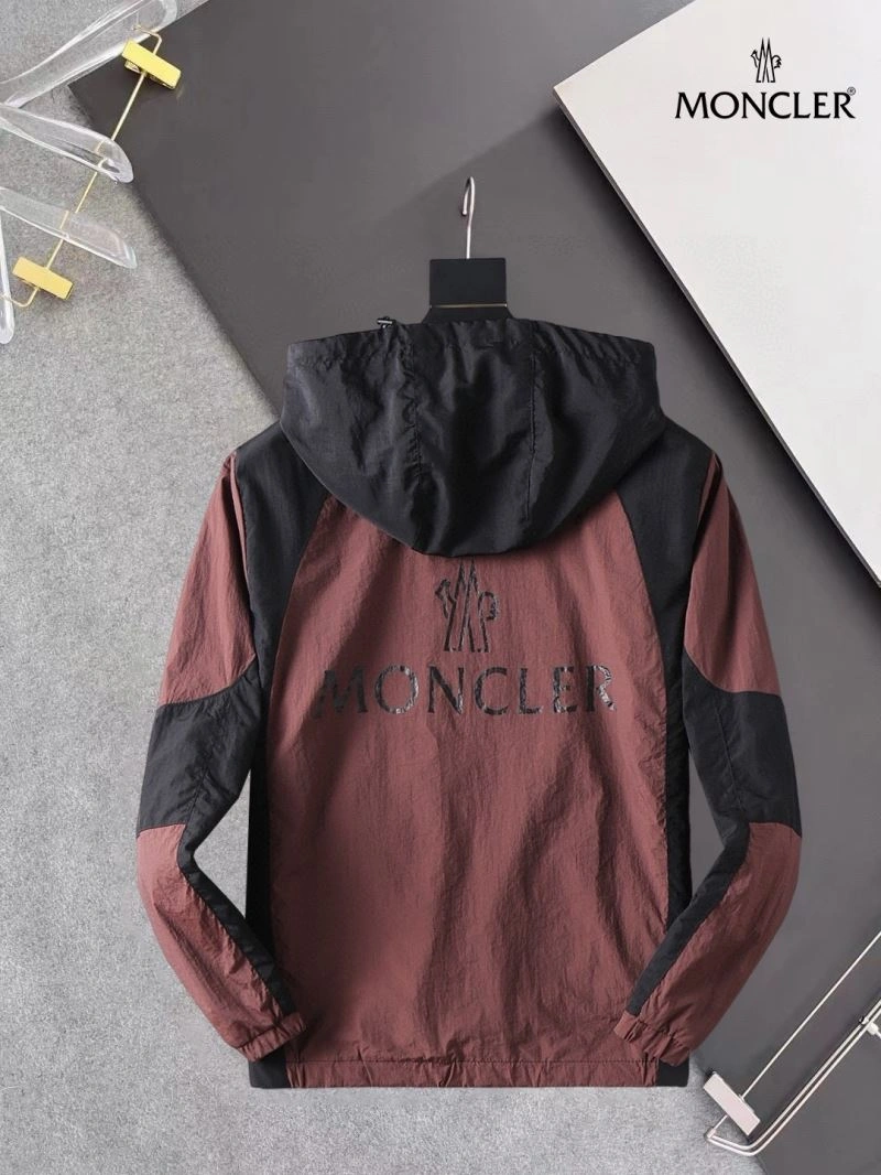 Moncler Outwear Refined 141910