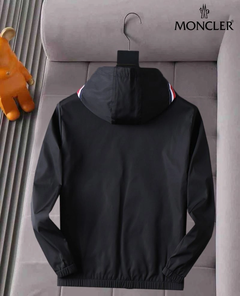 Moncler Outwear Bright 141907