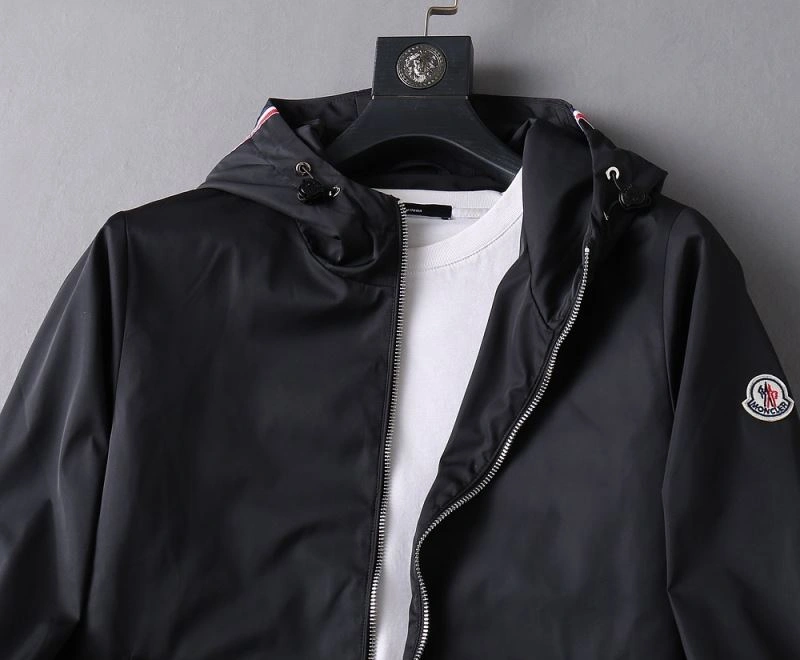 Moncler Outwear Bright 141907