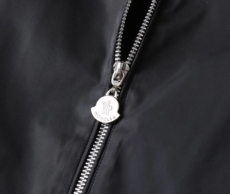 Moncler Outwear Bright 141907