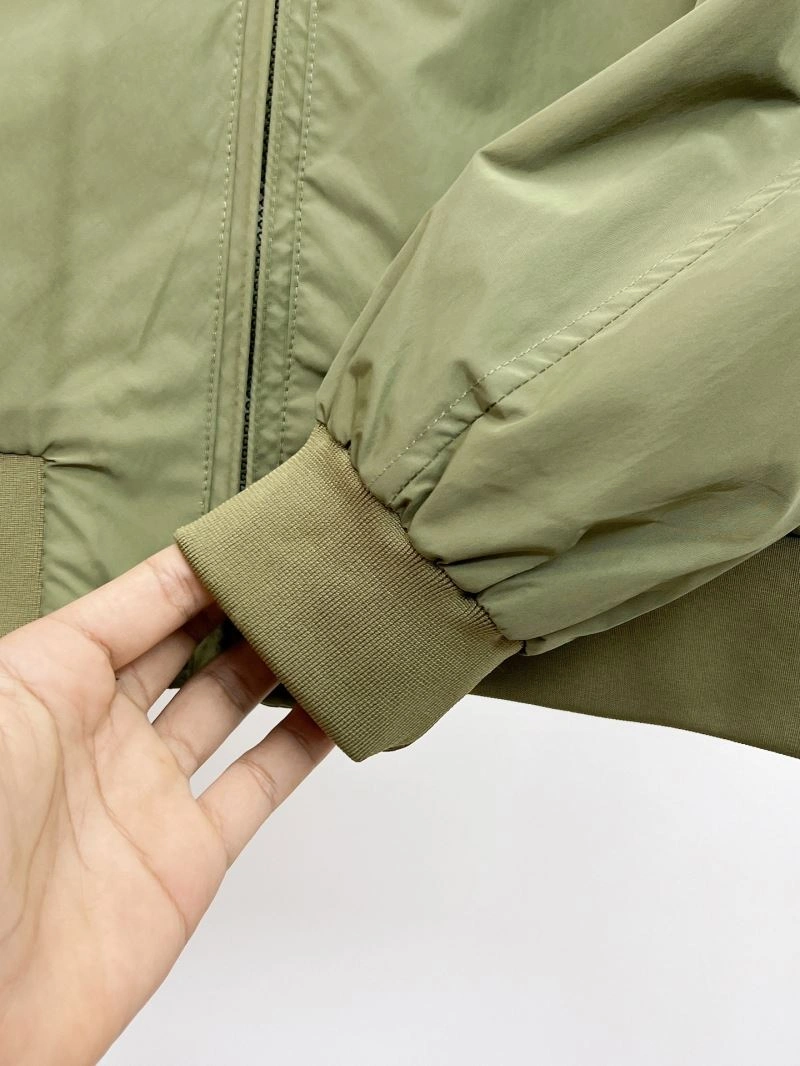 Reliable Moncler Outwear 141909