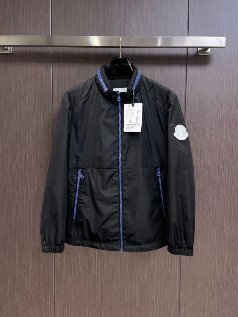 Moncler Outwear WeatherProof 141898