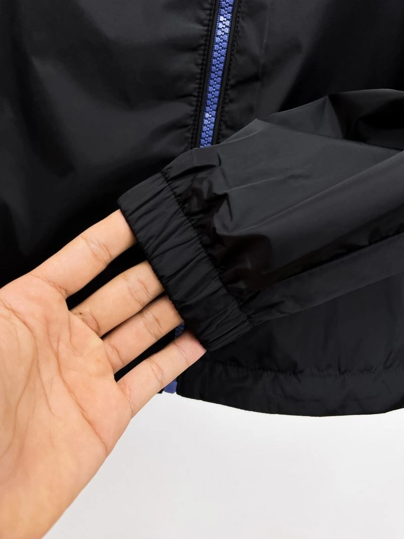 Moncler Outwear WeatherProof 141898